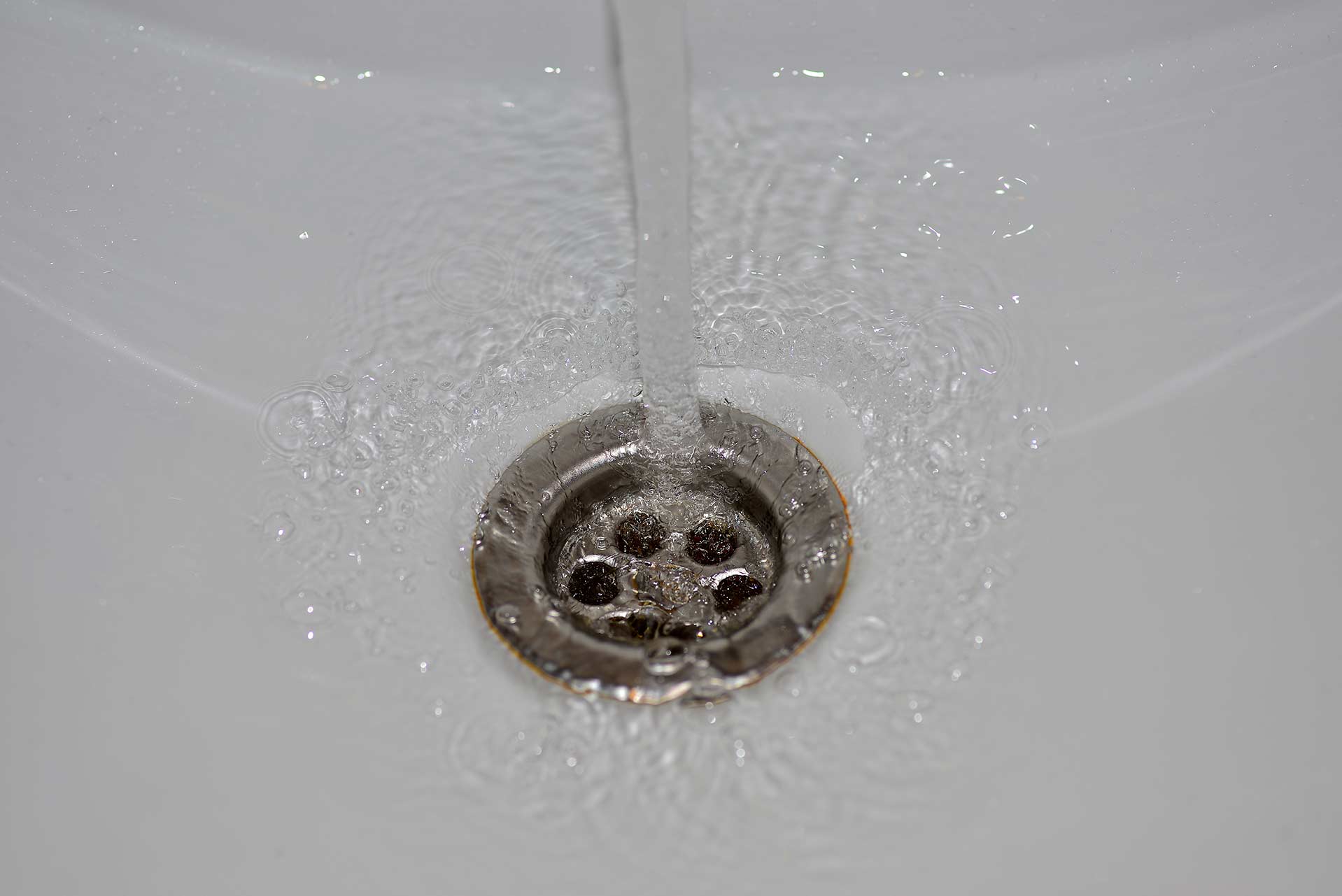A2B Drains provides services to unblock blocked sinks and drains for properties in Emsworth.